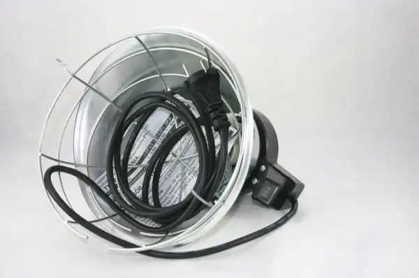 Oprawa lampy grzewczej, reflektor z przełącznikiem